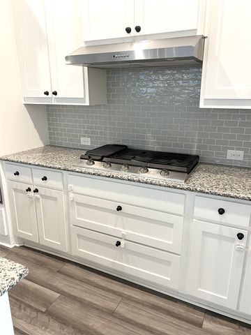 352 Foxthorne Way, Little Elm, TX 75068