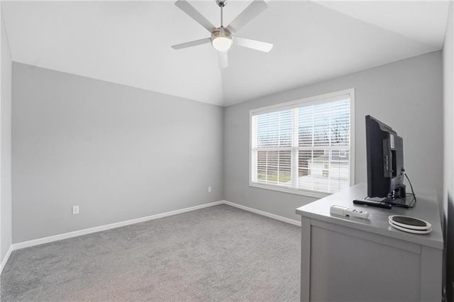 13540 NW 72nd Street, Parkville, MO 64152