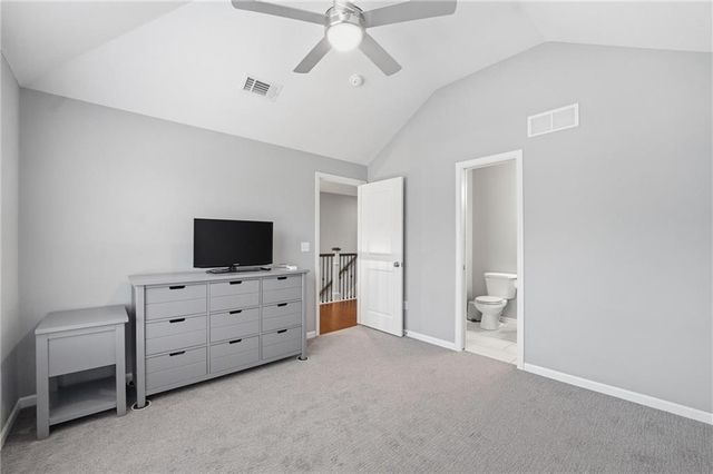 13540 NW 72nd Street, Parkville, MO 64152