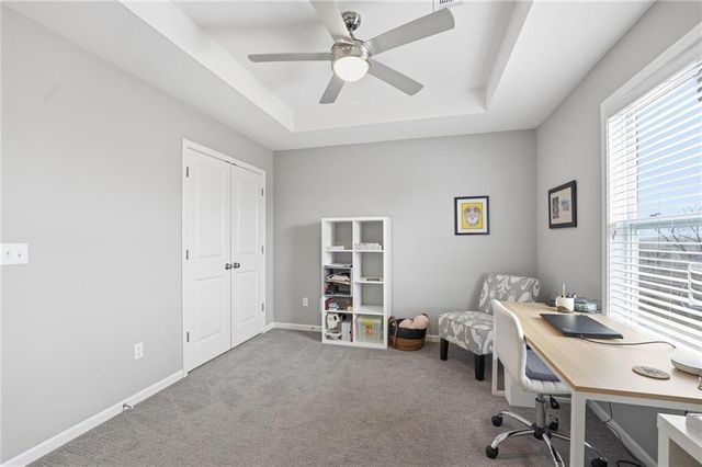 13540 NW 72nd Street, Parkville, MO 64152