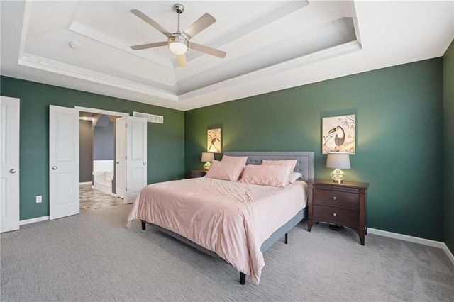 13540 NW 72nd Street, Parkville, MO 64152