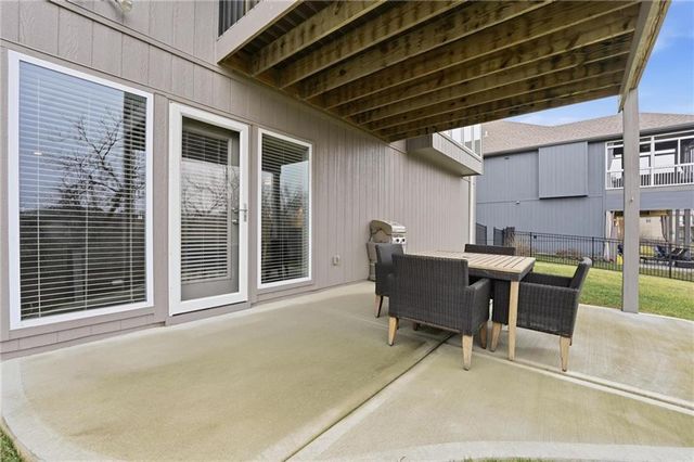 13540 NW 72nd Street, Parkville, MO 64152