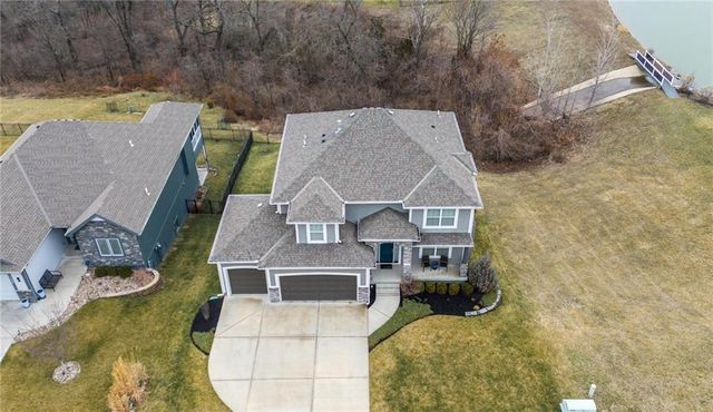 13540 NW 72nd Street, Parkville, MO 64152