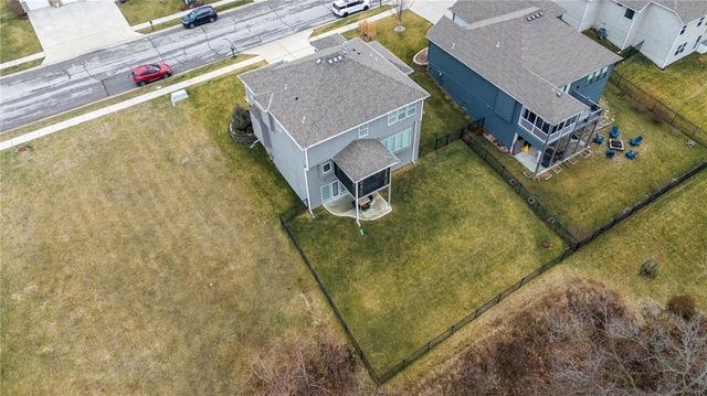 13540 NW 72nd Street, Parkville, MO 64152