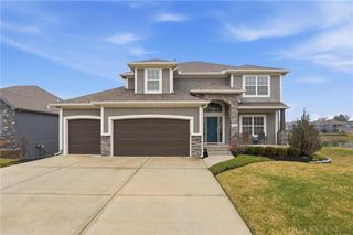 13540 NW 72nd Street, Parkville, MO 64152