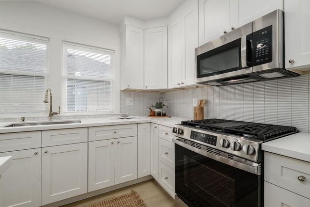 3517 Santa Cruz Way, Sacramento, CA 95817