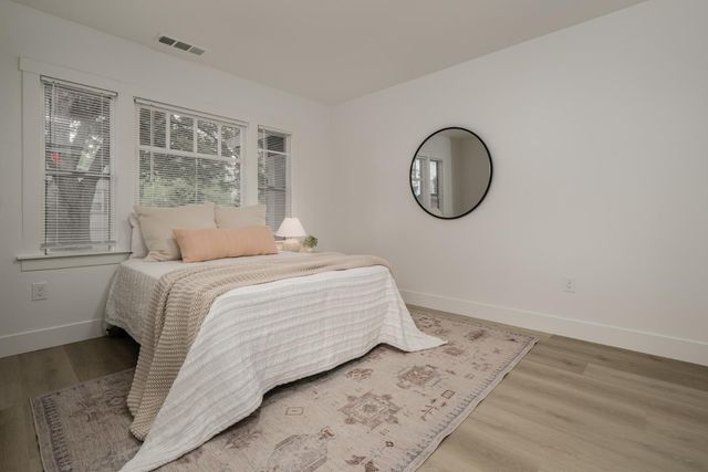 3517 Santa Cruz Way, Sacramento, CA 95817