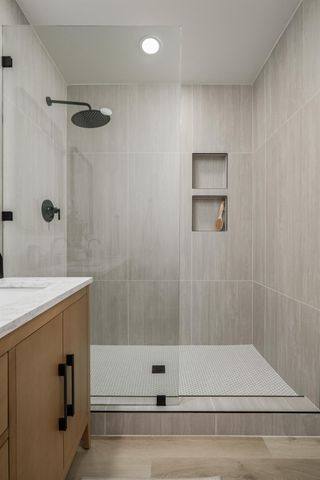 3517 Santa Cruz Way, Sacramento, CA 95817