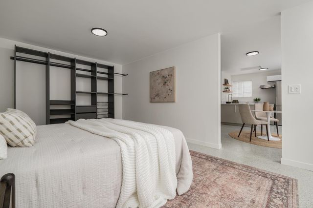 3517 Santa Cruz Way, Sacramento, CA 95817