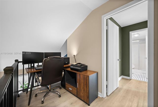 11166 NW 37th St, Sunrise, FL 33351