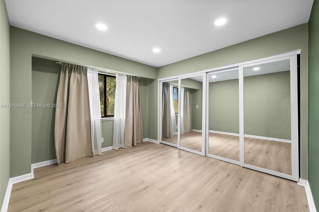 11166 NW 37th St, Sunrise, FL 33351