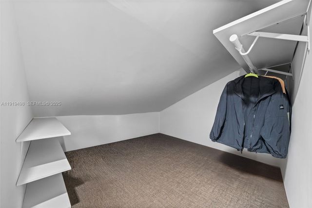 11166 NW 37th St, Sunrise, FL 33351