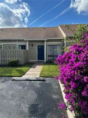 11166 NW 37th St, Sunrise, FL 33351
