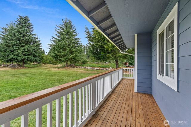 14628 Vail Cut Off Rd SE, Rainier, WA 98576