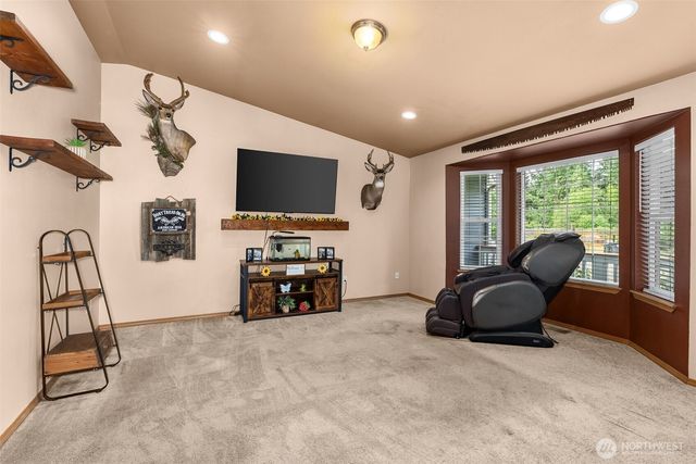 14628 Vail Cut Off Rd SE, Rainier, WA 98576