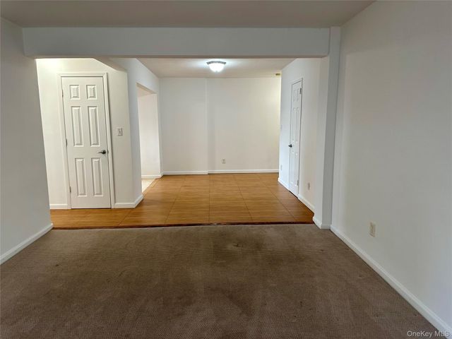 36 Barstow Road 2D, Great Neck, NY 11021