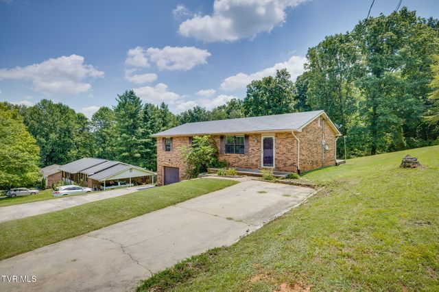 420 Poplar Street, Mount Carmel, TN 37645
