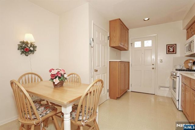 429 Polly Ann Terrace, Paramus, NJ 07652