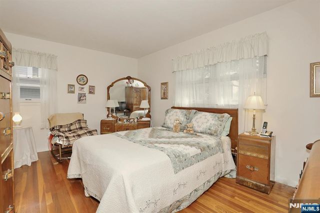 429 Polly Ann Terrace, Paramus, NJ 07652