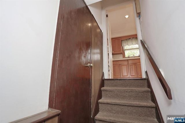 429 Polly Ann Terrace, Paramus, NJ 07652