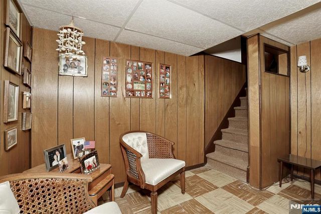 429 Polly Ann Terrace, Paramus, NJ 07652