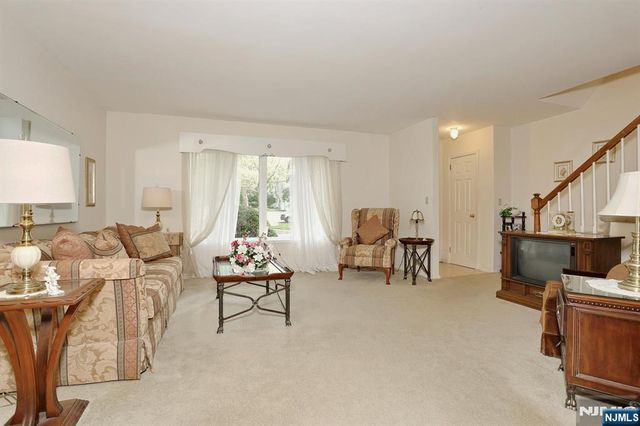 429 Polly Ann Terrace, Paramus, NJ 07652