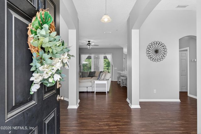 885 CORSICA Lane, Jacksonville, FL 32218