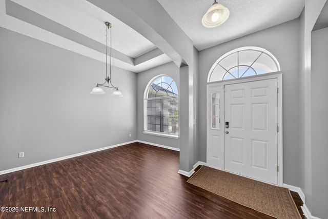 885 CORSICA Lane, Jacksonville, FL 32218