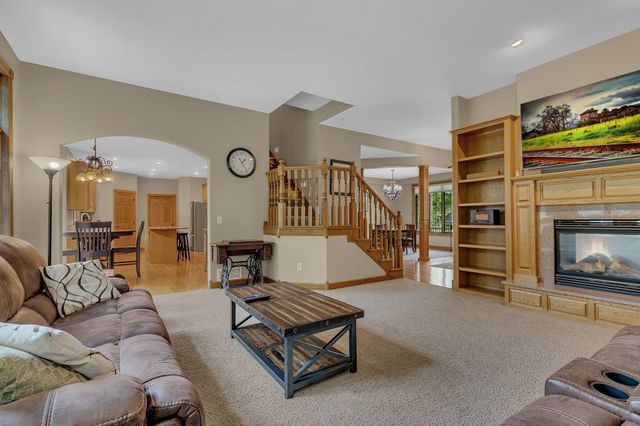2165 Mill Pond Drive, Saint Cloud, MN 56303