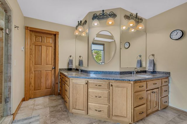 2165 Mill Pond Drive, Saint Cloud, MN 56303