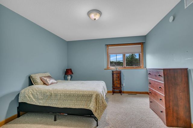 2165 Mill Pond Drive, Saint Cloud, MN 56303