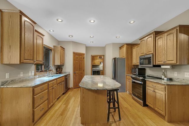 2165 Mill Pond Drive, Saint Cloud, MN 56303