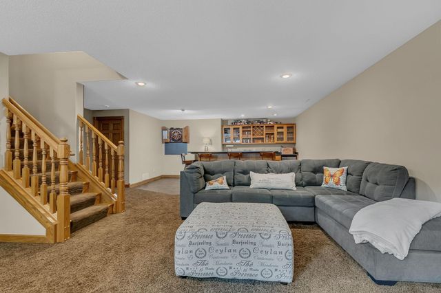 2165 Mill Pond Drive, Saint Cloud, MN 56303