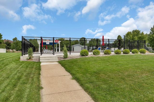 2165 Mill Pond Drive, Saint Cloud, MN 56303