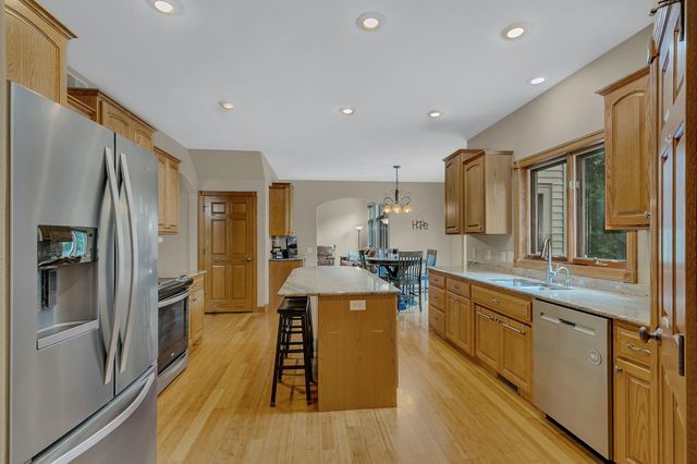 2165 Mill Pond Drive, Saint Cloud, MN 56303