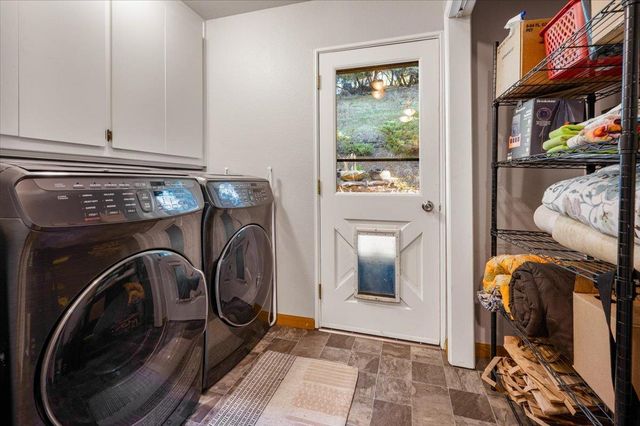 11817 Warbler Way, Penn Valley, CA 95946