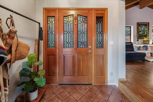 11817 Warbler Way, Penn Valley, CA 95946