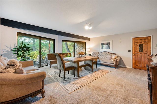 11817 Warbler Way, Penn Valley, CA 95946