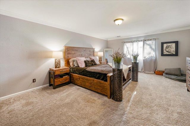 11817 Warbler Way, Penn Valley, CA 95946