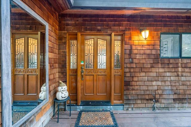 11817 Warbler Way, Penn Valley, CA 95946