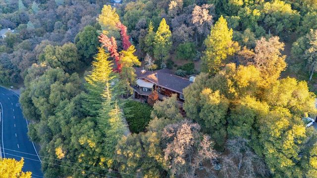 11817 Warbler Way, Penn Valley, CA 95946