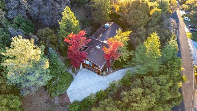 11817 Warbler Way, Penn Valley, CA 95946