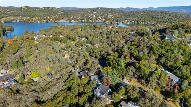 11817 Warbler Way, Penn Valley, CA 95946