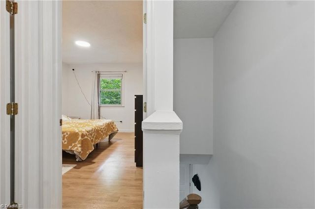 656 Rock Garden Circle, Winston-salem, NC 27104