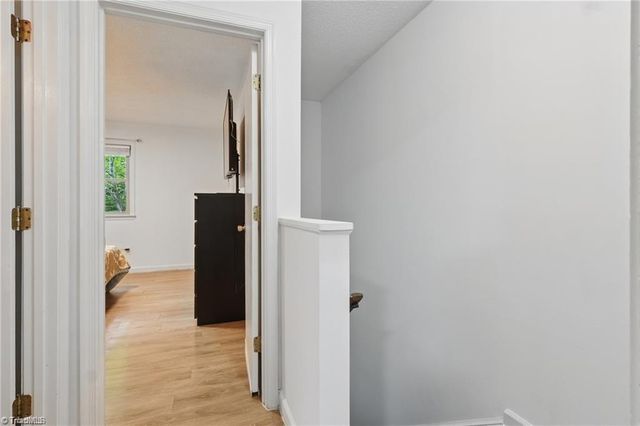 656 Rock Garden Circle, Winston-salem, NC 27104