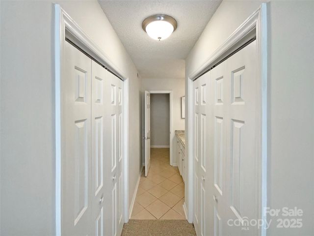 7116 Winery Lane, Charlotte, NC 28227