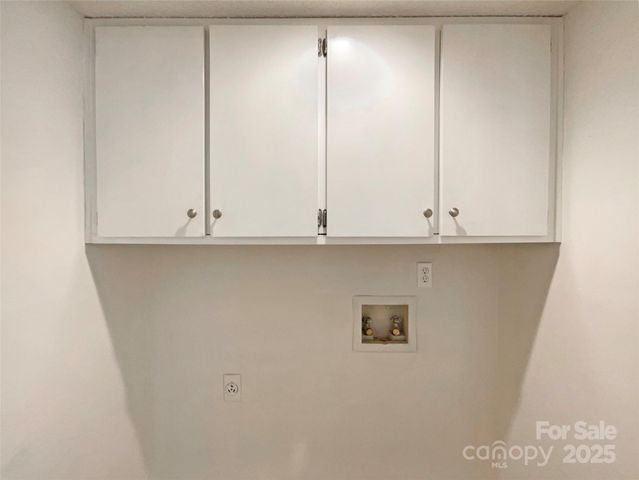 7116 Winery Lane, Charlotte, NC 28227