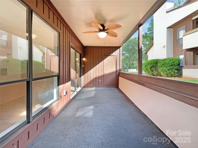 7116 Winery Lane, Charlotte, NC 28227