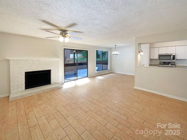 7116 Winery Lane, Charlotte, NC 28227