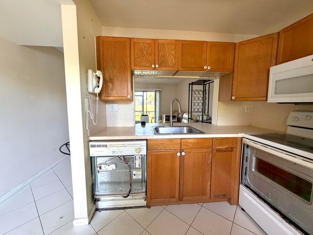 2793 NW 104th Avenue 106, Sunrise, FL 33322